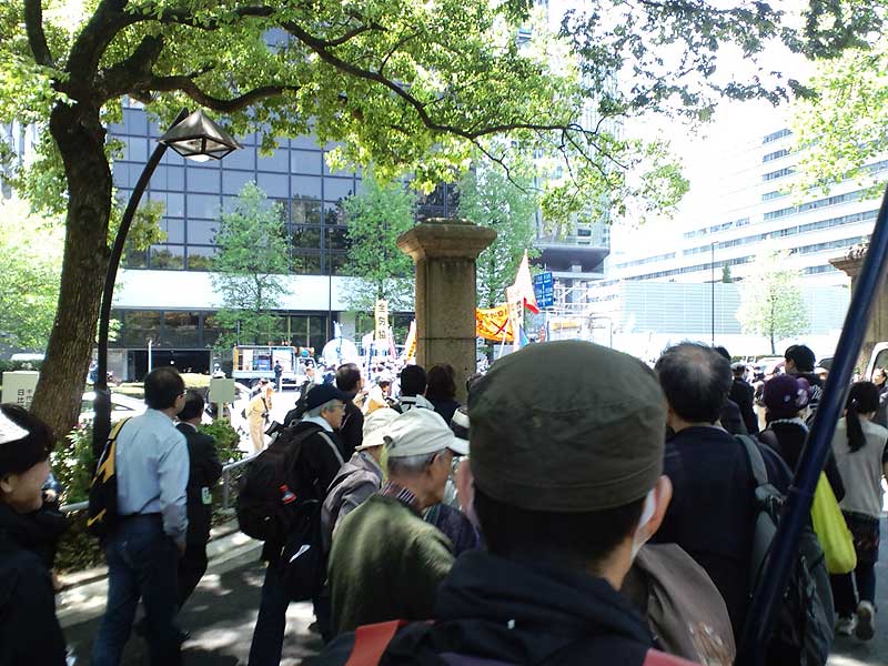 日本「主権回復の日」記念式典抗議集会 07