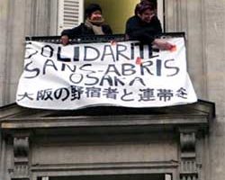 大阪の野宿労働者に連帯してフランス市民が日本大使館を占拠