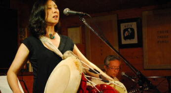 板橋文夫×李政美 DUO ライブ-東京琉球館／駒込